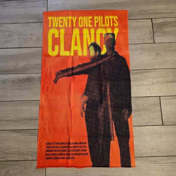 Spanish TWENTY ONE PILOTS Flag 1.5 x 2.8 Ft Twenty One Pilots Banner Clancy - Picture 1 of 1